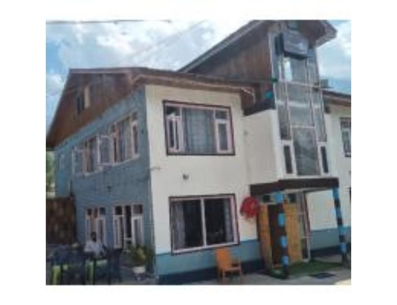 New Relax Inn, Pahalgam, 2 Km From Lidder Valley ภายนอก รูปภาพ