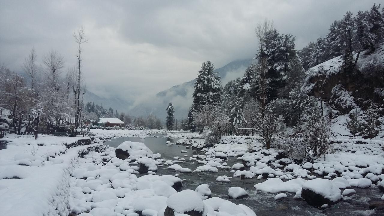 New Relax Inn, Pahalgam, 2 Km From Lidder Valley ภายนอก รูปภาพ