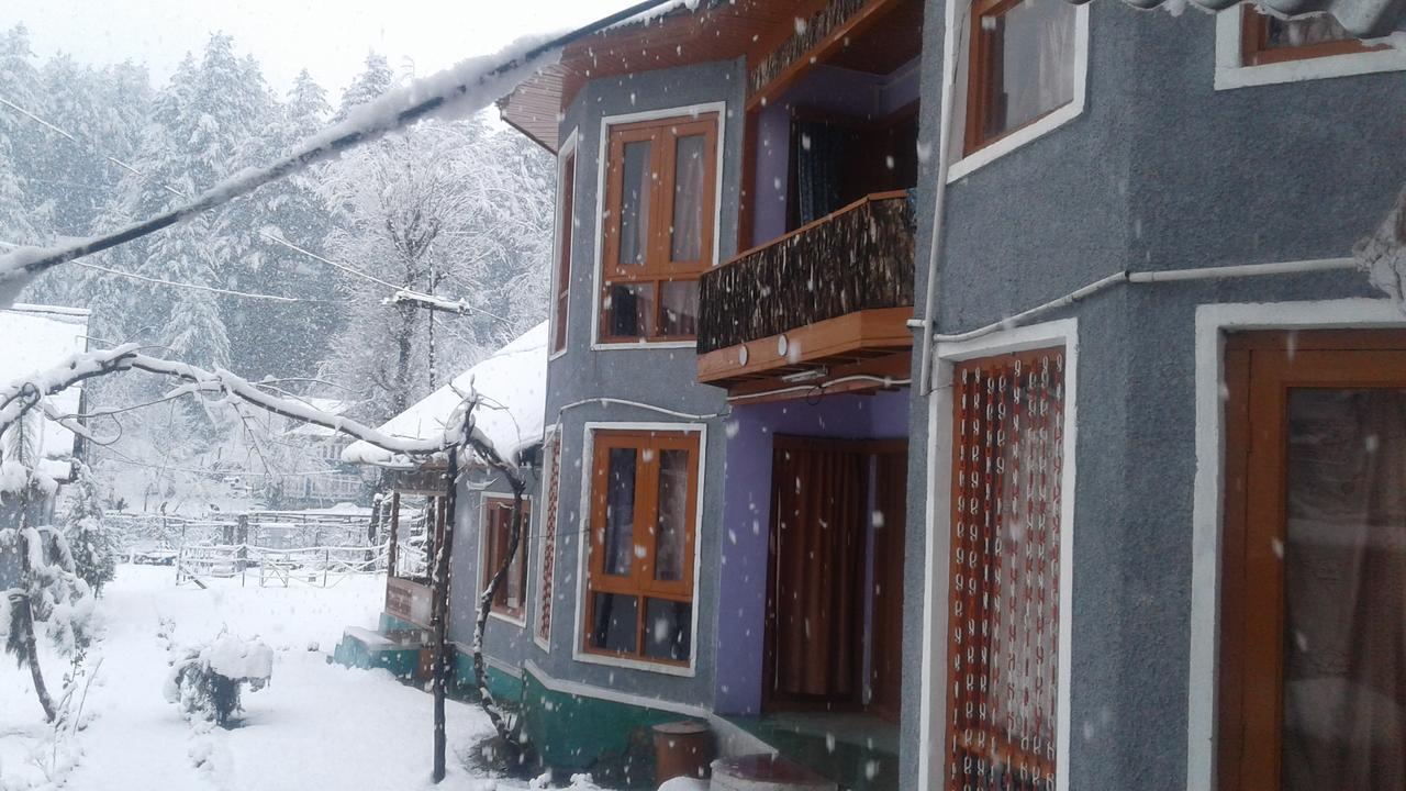 New Relax Inn, Pahalgam, 2 Km From Lidder Valley ภายนอก รูปภาพ